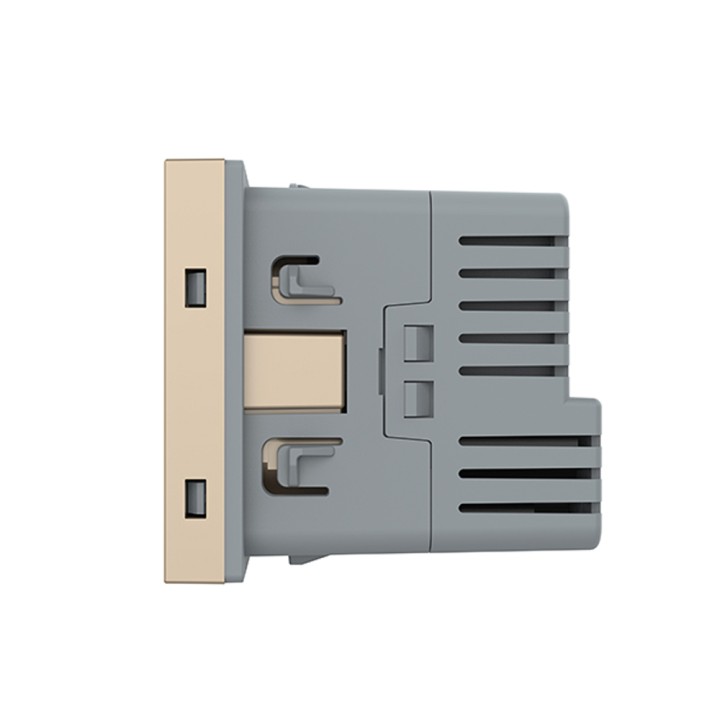 Mécanisme prise de courant 16A avec chargeur USB-C Type Europe – Blanc - Doré